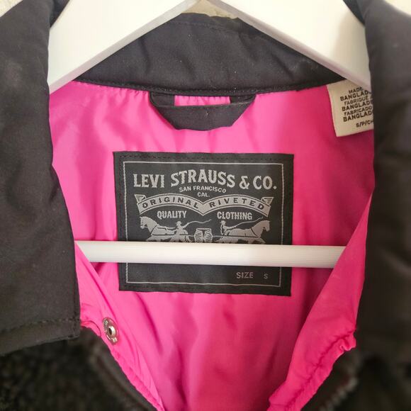 Levi's Buchanan Sherpa Men's Jacket Size Small Black Meteorite Pink - Picture 9 of 16